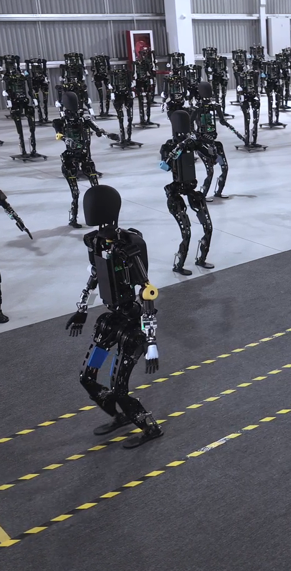 LEwin樂玩開啟通用機器人商用量產(chǎn)